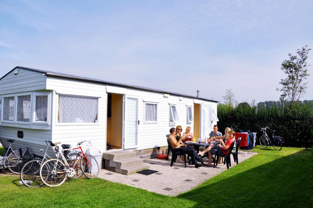 Oostappen Vakantiepark Riviera Beach Biddinghuizen Room photo