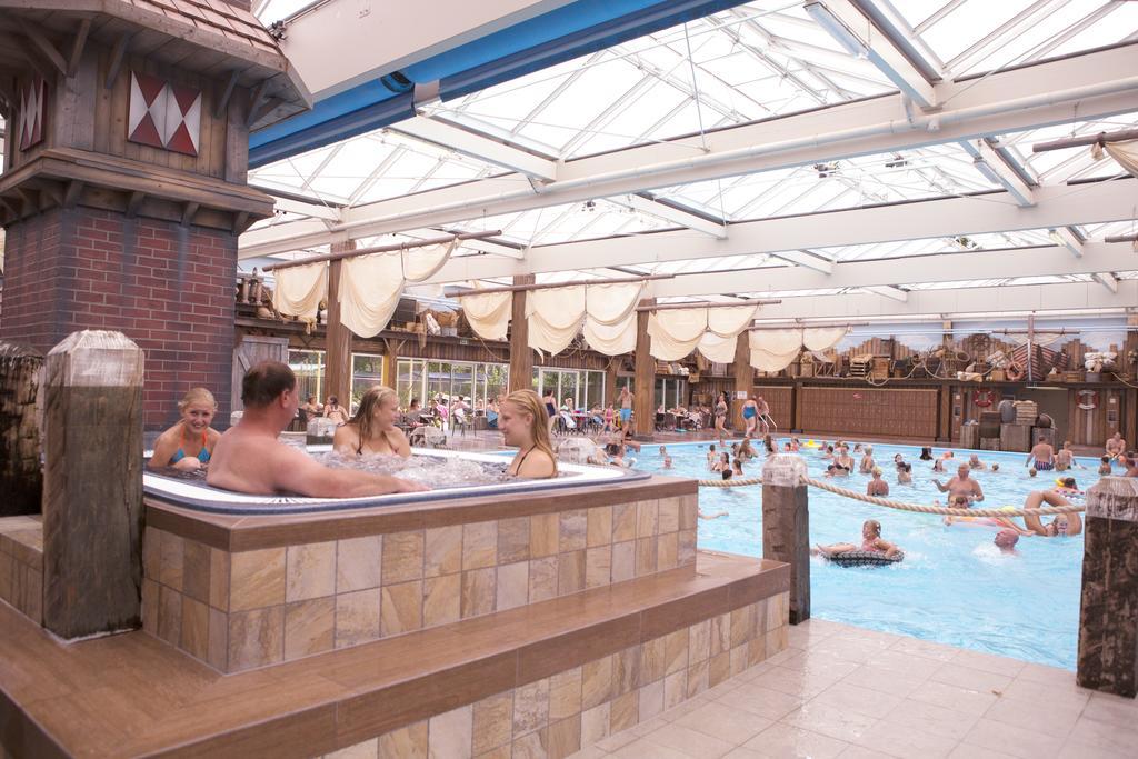 Oostappen Vakantiepark Riviera Beach Biddinghuizen Exterior photo