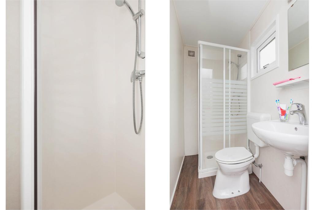 Oostappen Vakantiepark Riviera Beach Biddinghuizen Room photo