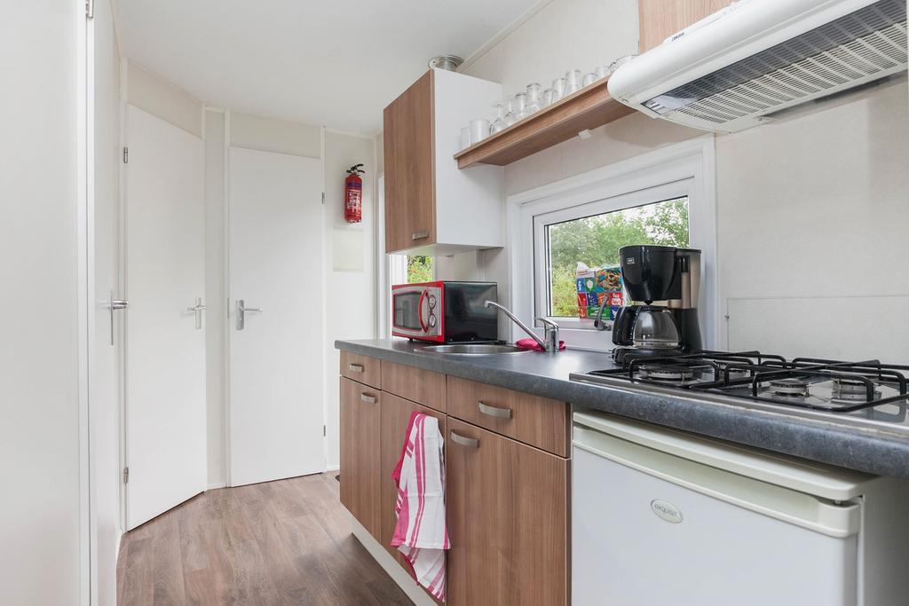 Oostappen Vakantiepark Riviera Beach Biddinghuizen Room photo