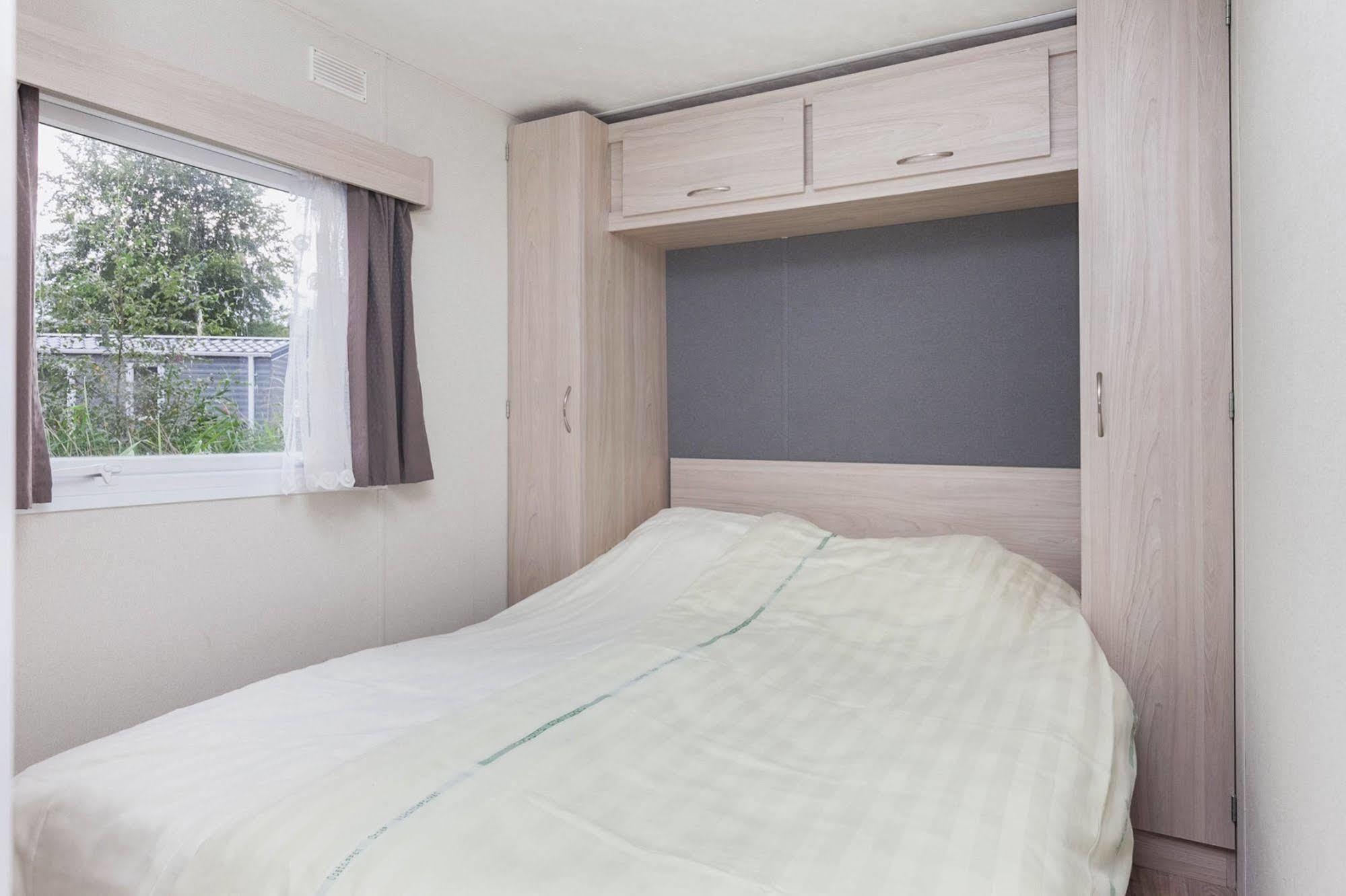 Oostappen Vakantiepark Riviera Beach Biddinghuizen Exterior photo